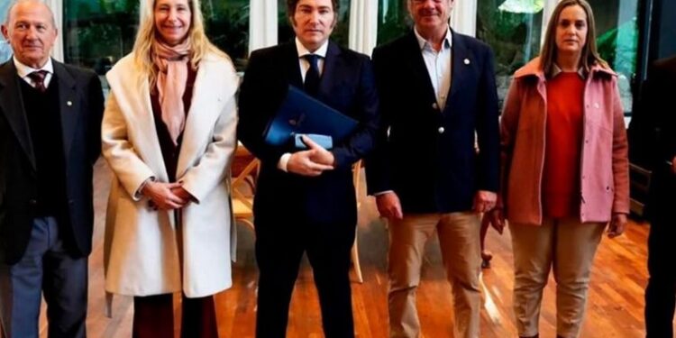 JAVIER MILEI CONFIRMÓ QUE NO HABRÁ BAJA DE RETENCIONES A CORTO PLAZO