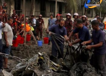 20 personas fallecieron luego de que un avión se estrellara en una escuela de Bangladesh