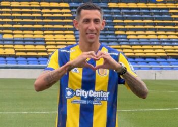 ANGEL DI MARIA FUE PRESENTADO EN SU REGRESO A ROSARIO CENTRAL