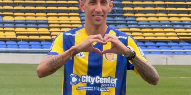 ANGEL DI MARIA FUE PRESENTADO EN SU REGRESO A ROSARIO CENTRAL