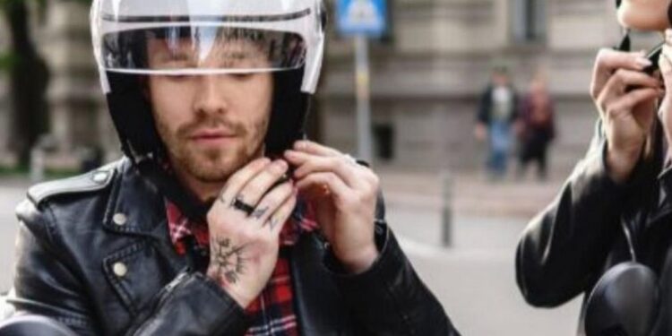 Coronda La Municipalidad promueve la concientización del uso del casco en motos