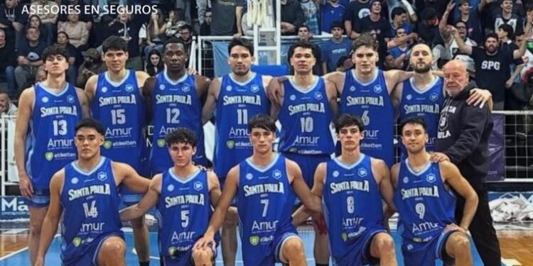 Santa Paula visita a Talleres de Tafí Viejo por el ascenso a la Liga Argentina