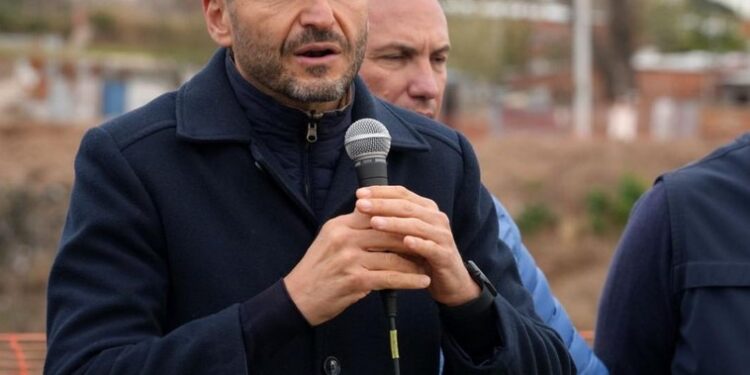 Pullaro: “En casi 20 meses de gestión el Gobierno nacional se comió el activo vial del país”