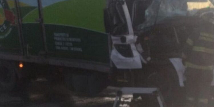 Dos camiones chocaron en la autopista Rosario-Santa Fe