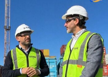 Santa Fe activa su infraestructura exportadora: embarque histórico de miel desde Rosario