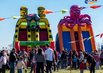 Timbues MIL Y UNA SONRISAS PARA DESBLOQUEAR LA NIÑEZ