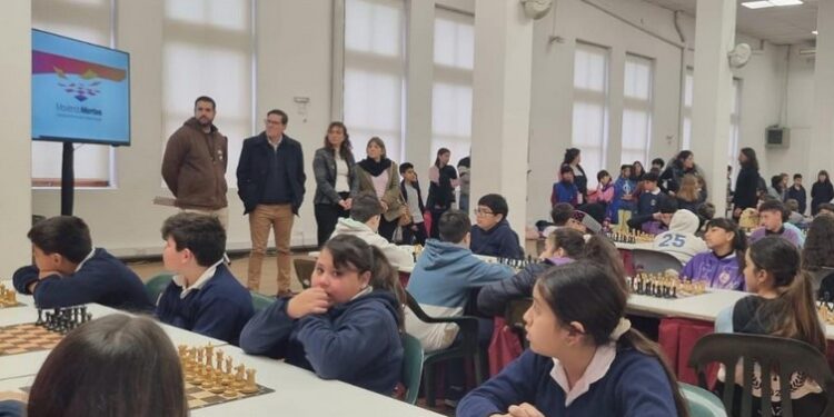 Más 2.000 estudiantes de toda la provincia participan del Campeonato de Ajedrez Escolar