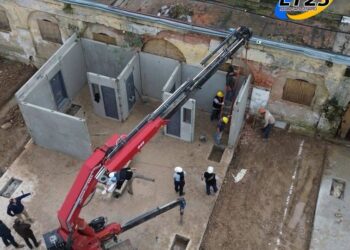 CÁRCEL DE CORONDA: PROVINCIA COMENZÓ A MONTAR LOS NUEVOS PABELLONES DE AISLAMIENTO