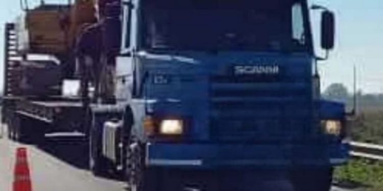 ATENCIÓN CONDUCTORES El tránsito está interrumpido temporalmente en Ruta 65, a la altura de Monje, por tareas para retirar un camión.
