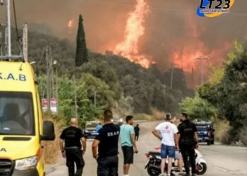 Europa bajo ola de calor: Grecia registró más de 150 incendios en 24 horas y hay miles de personas evacuadas