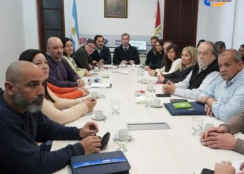 Paritaria docente: el Gobierno ofreció un aumento del 7 % semestral, con mínimos garantizados