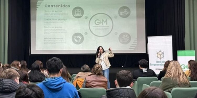 El Senador Esteban Motta impulsa la economía local con la capacitación de emprendedores