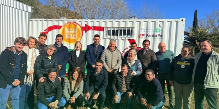 San Genaro: Esta mañana, en el Complejo Ambiental San Genaro, se llevó a cabo la inauguración de la Planta de Residuos de Aparatos Eléctricos y Electrónicos (RAEEs) del Consorcio GIRSU San Jerónimo.