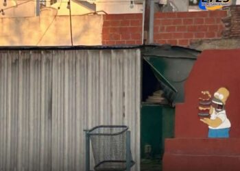 Nuevo robo en un carro de comidas en pleno centro de Las Rosas.