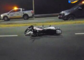 GRAVE ACCIDENTE EN RUTA 33: PREOCUPACIÓN POR EL ESTADO DE SALUD DE LOS DOS JÓVENES MOTOCICLISTAS DE VENADO TUERTO