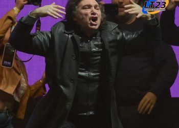 Milei cerró la campaña de LLA en Buenos Aires con cuestionamientos al kirchnerismo: “Trataron de acusarnos de chorros”