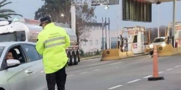 COMUNICADO IMPORTANTE Peaje Altura Carcaraña, Autopista Rosario-Córdoba