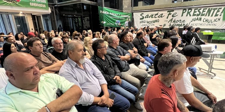 Camioneros de Santa Fe presentó la lista “Verde y Blanca – Lealtad Nacional”