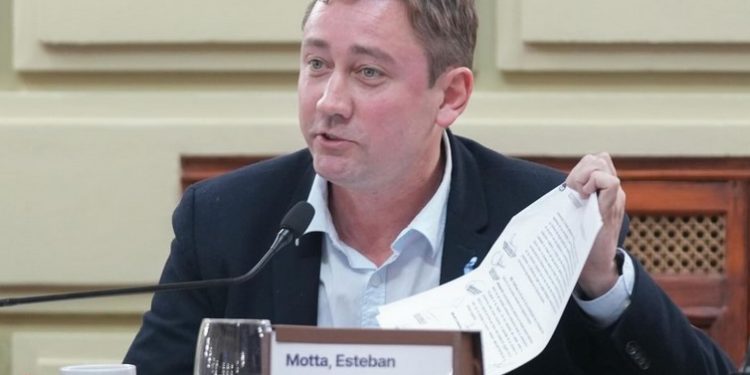 La Convención Reformadora aprobó los primeros tres dictámenes definitivos