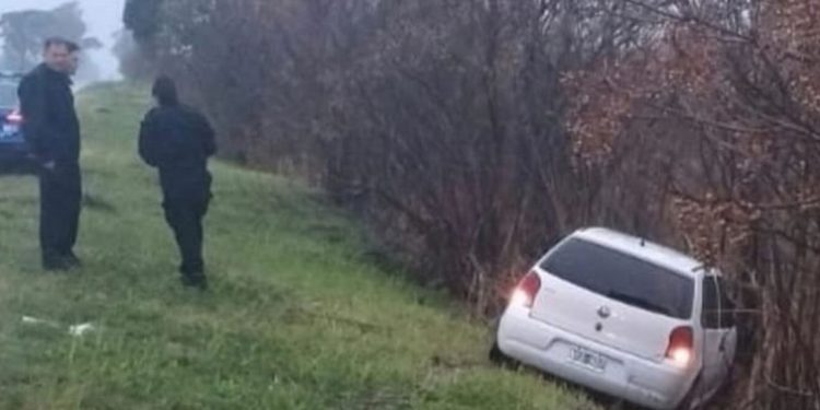Barrancas UN JÓVEN DE MONJE DESPISTE EN RUTA 11 A LA ALTURA DE BARRANCAS