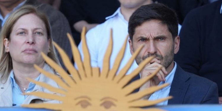 Pullaro: “Llevemos al Congreso Nacional legisladores que defiendan al campo, la producción y la industria”