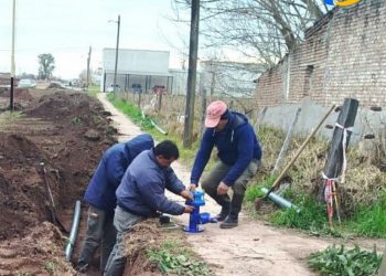 Más agua potable para Salto Grande: la Provincia desarrolla obras de perforación y refuerzo de la red