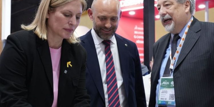 Scaglia: “Impulsamos el desarrollo industrial de Santa Fe para integrarlo activamente a las nuevas demandas globales”