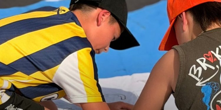La camiseta en tu corazón pasó por San Genaro