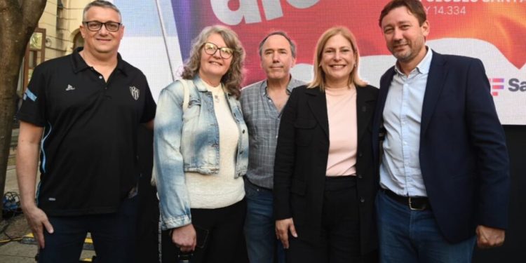 El senador Esteban Motta junto a Pullaro y Scaglia, acompañaron a clubes del departamento San Martín en la presentación del programa “Alentar”