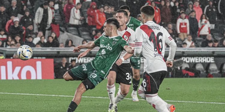 River perdió 1 a 0 contra Sarmiento de Junín en el Monumental y el equipo de Gallardo se fue silbado.