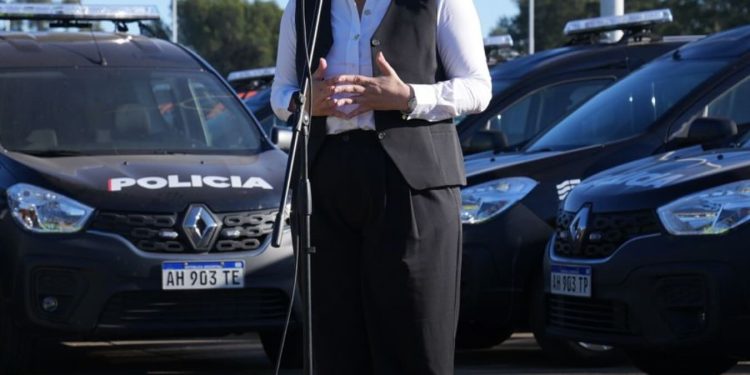 Scaglia: “Cuidamos los recursos de los santafesinos para invertir en equipamiento, reparar rutas y hacer controles”