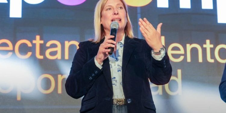 Scaglia en la Expo Empleo: “En un contexto de dificultad en Argentina, Santa Fe apuesta al trabajo para salir adelante”