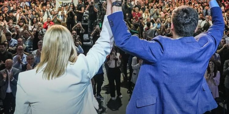 ACTO DE LANZAMIENTOS DE PROVINCIAS UNIDASEN ROSARIO