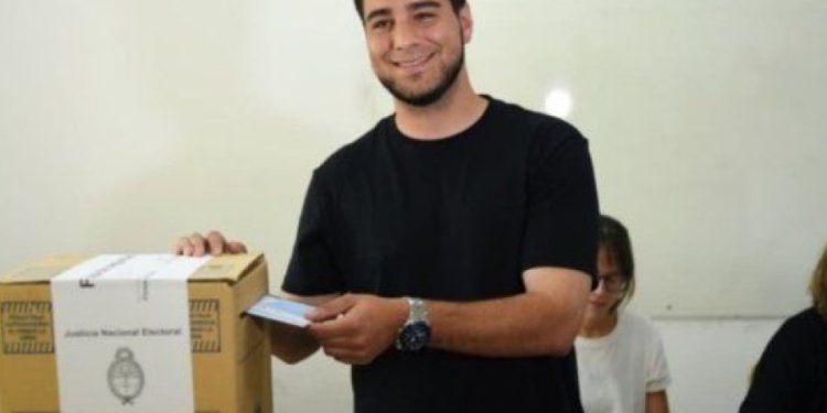 Agustín Pellegrini votó en Rosario: “Hoy se define si terminamos de cambiar el rumbo del país”