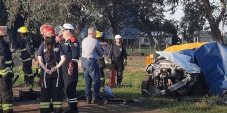 Choque fatal en zona rural de Las Rosas.
