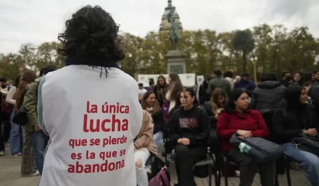 Docentes de la UNR van al paro este martes y miércoles por el cumplimiento de la Ley de Financiamiento Universitario