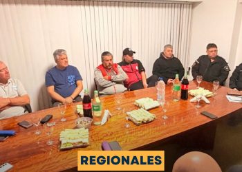 El Intendente Gastón Marconcini se reunió con representantes del Club Sportivo Rivadavia y el Club Atlético San Genaro, autoridades policiales e inspectores de tránsito, para diagramar las acciones a desarrollar de cara a un nuevo clásico de fútbol, que se llevará a cabo el próximo domingo en el Club Sportivo Rivadavia.