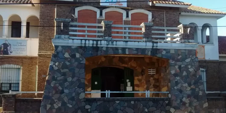 UN ALUMNO DE TERCER AÑO FUE ATACADO POR SUS COMPAÑEROS EN FUNES