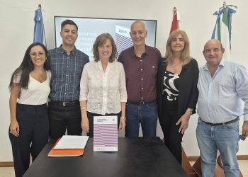 La Intendente Guadalupe Lanatti y los Concejales Municipales juraron la nueva constitución provincial en Totoras