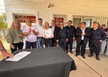 Rasetto encabezó firma de convenios claves para el desarrollo de Iriondo por más de $600 millones.