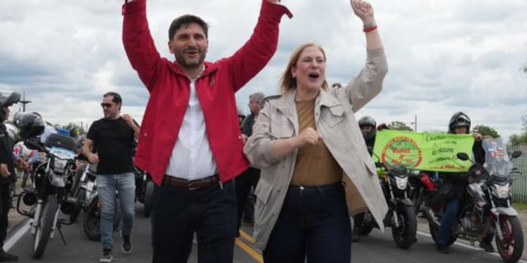Con una travesía motoquera, Pullaro y Scaglia inauguraron la pavimentación de la Ruta Provincial Nº 3