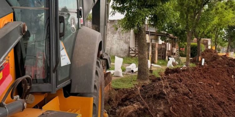 San Genaro avanza con una nueva cuadra de cloacas gracias al trabajo conjunto entre vecinos y municipio