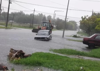 VENADO TUERTO: HAY 20 PERSONAS EVACUADAS TRAS LAS INTENSAS LLUVIAS. CAYERON 110 MILÍMETROS