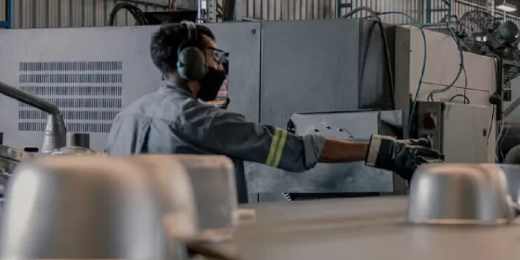 La fábrica de ollas y cacerolas Essen, ubicada en Venado Tuerto, redujo un 10% de su personal, algo que también está ocurriendo en otras metalúrgicas del sur santafesino.