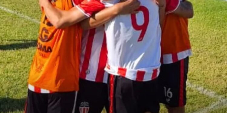 CLUB MACIEL SUPERÓ A SPORTIVO Y CLASIFICÓ A LAS SEMIFINALES DEL AÑO DE LA LIGA TOTORENSE