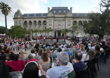 Santa Fe movió más de $ 34.704 millones durante este fin de semana largo