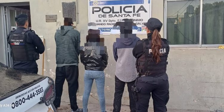 GÁLVEZ: tres aprehendidos por ingresar a un domicilio