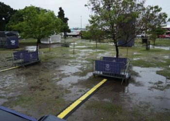 Por la lluvia, suspendieron el inicio hoy de las Colectividades en Rosario, que comienzan este sábádo hasta el 17 de noviembre