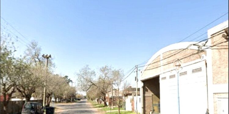 Fray Luis Beltrán: Investigan la muerte de un hombre que se habría caído desde el techo de una empresa