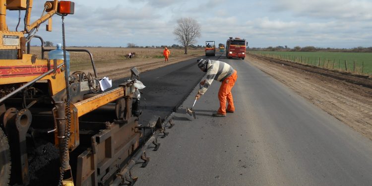 Obras de repavimentación en Ruta 91 a la altura de Totoras